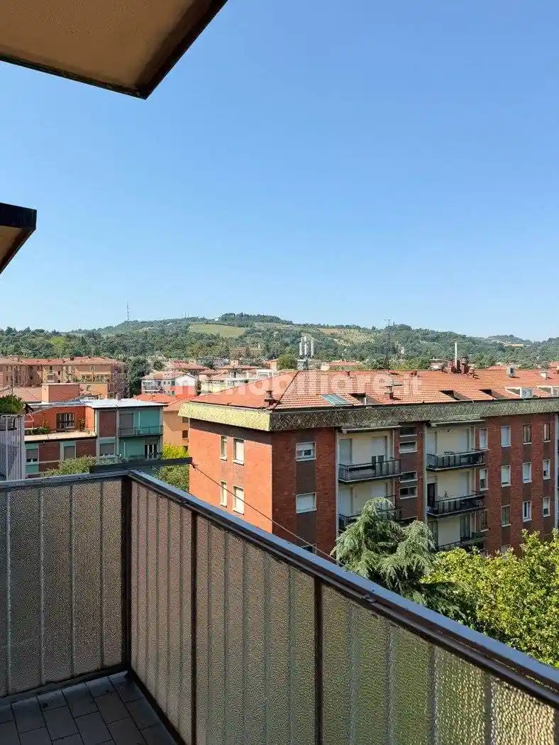 Appartamento in vendita a Bologna
