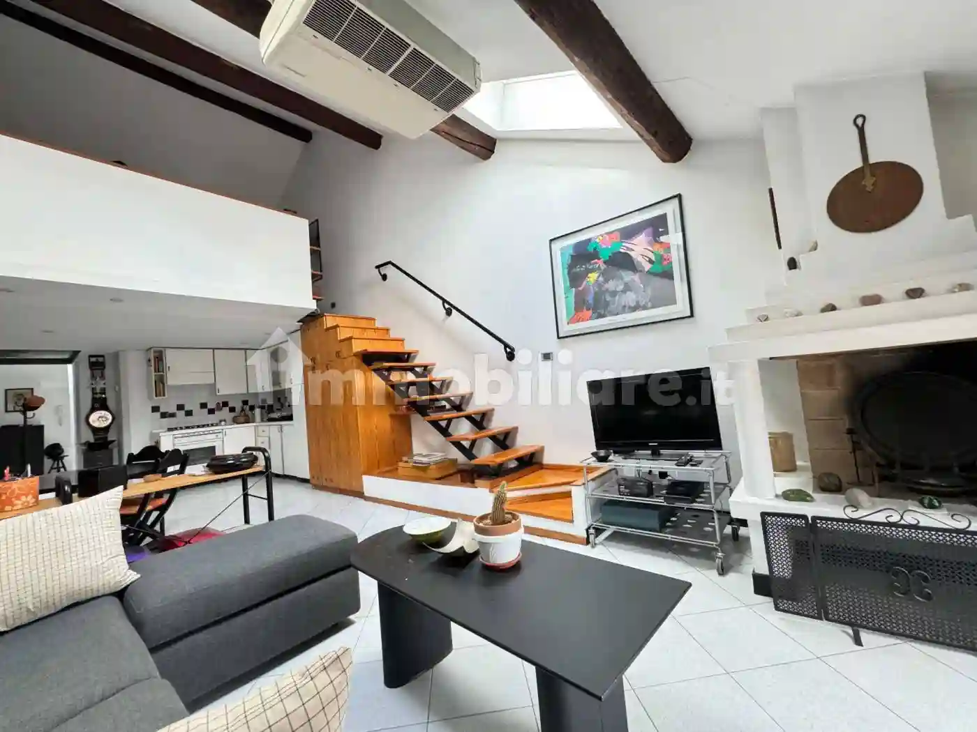 Loft - foto 2