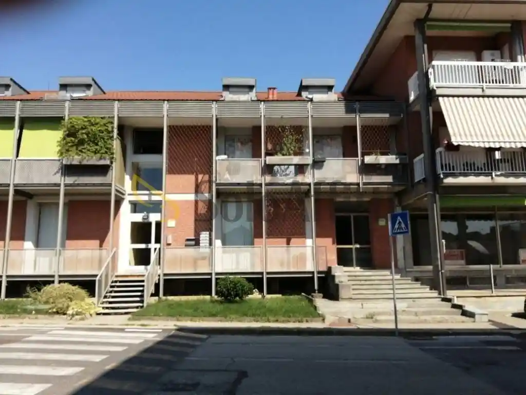 Appartamento in affitto a Cambiano