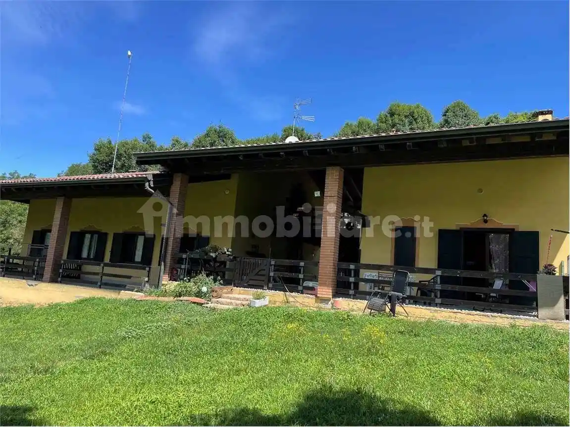 Rustico - Casale in vendita a Gattico-Veruno