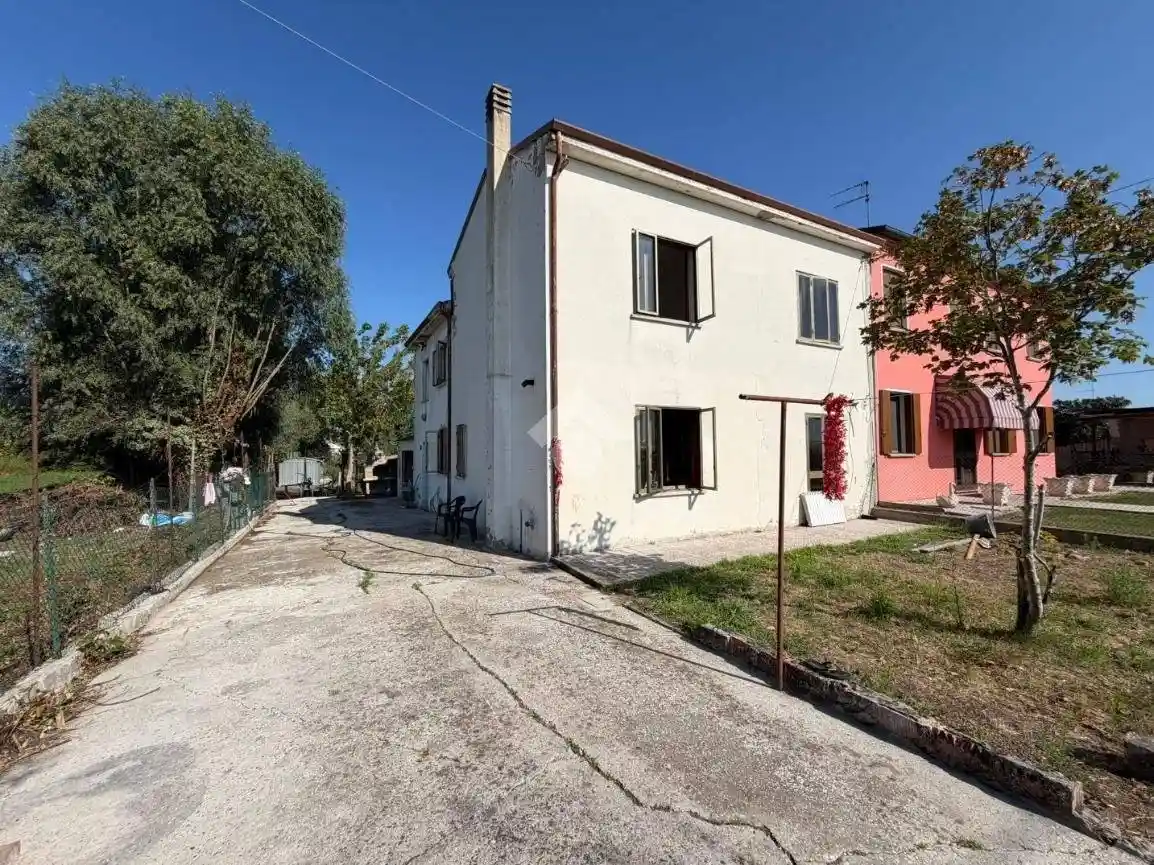 Casa indipendente in vendita a Rovigo