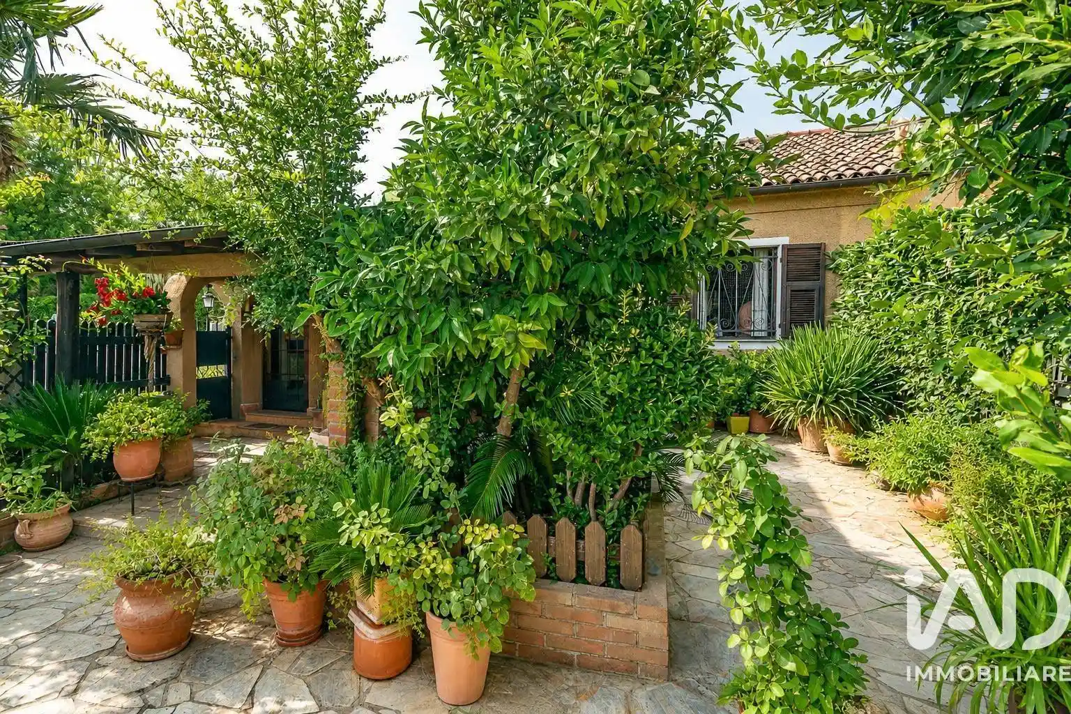 Casa indipendente in vendita a Garlenda