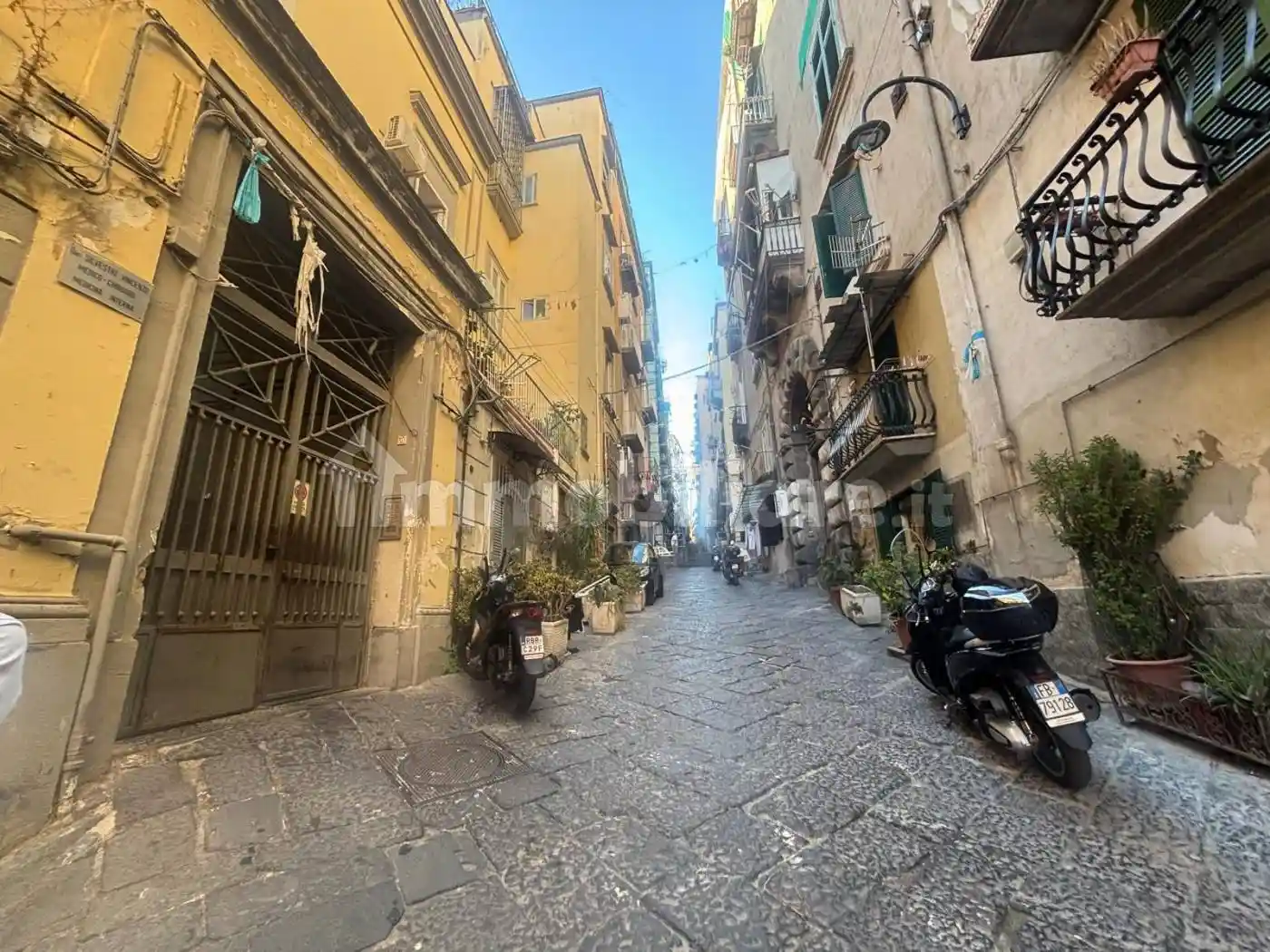 Appartamento in vendita a Napoli