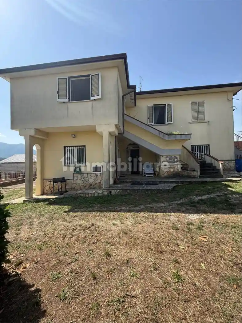 Villa in vendita a Montemiletto