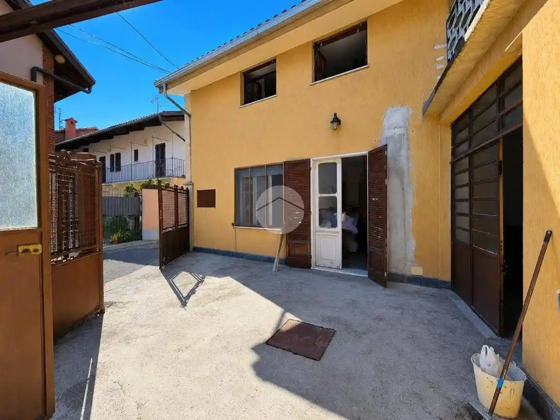 Casa indipendente in vendita a Villareggia