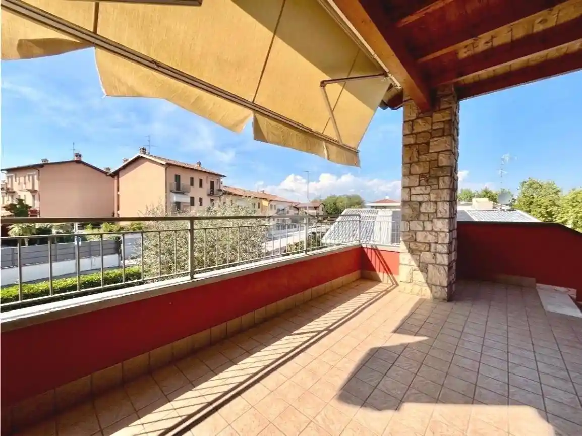 Appartamento in vendita a Desenzano del Garda