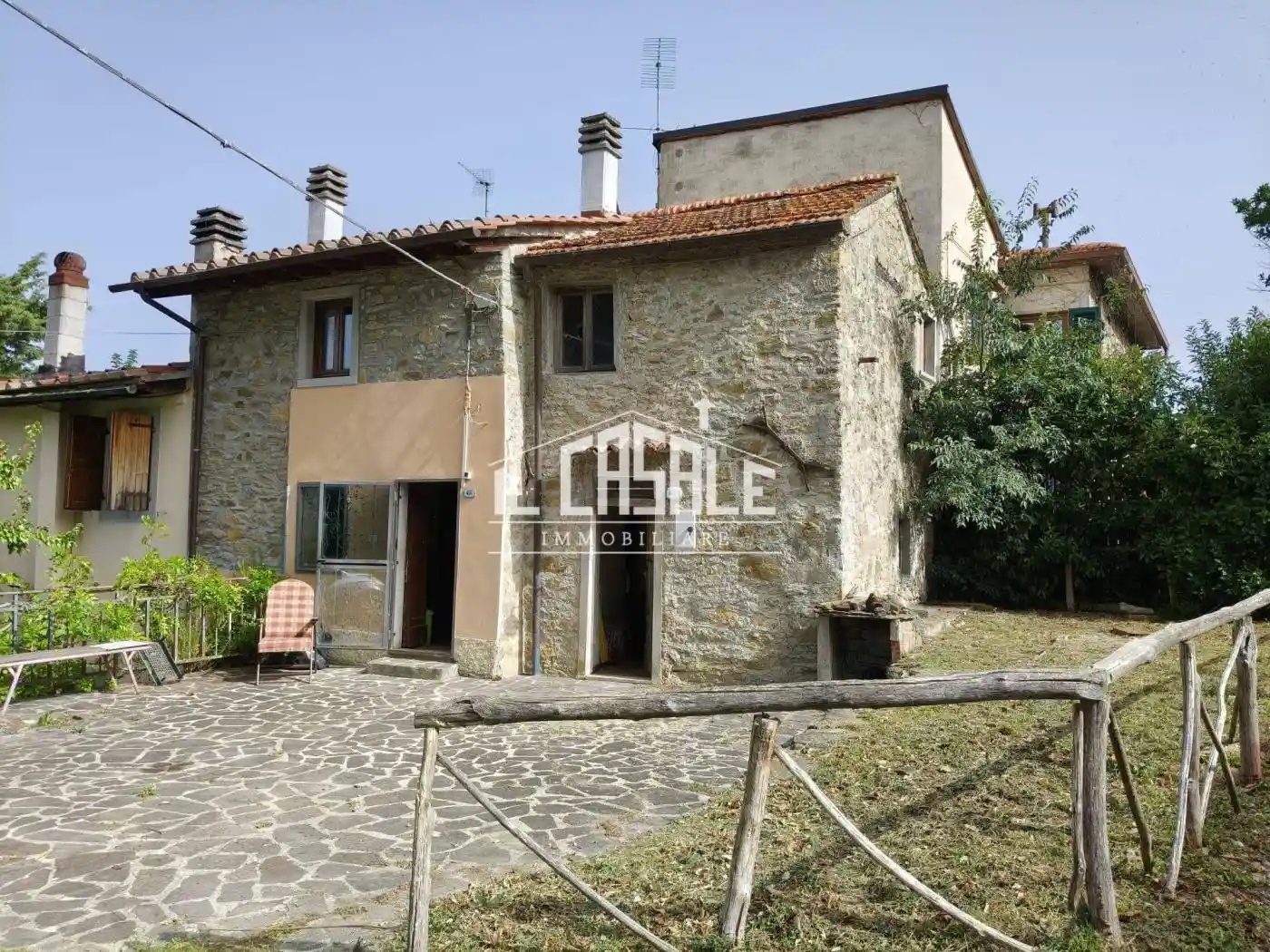 Casa indipendente in vendita a Dicomano