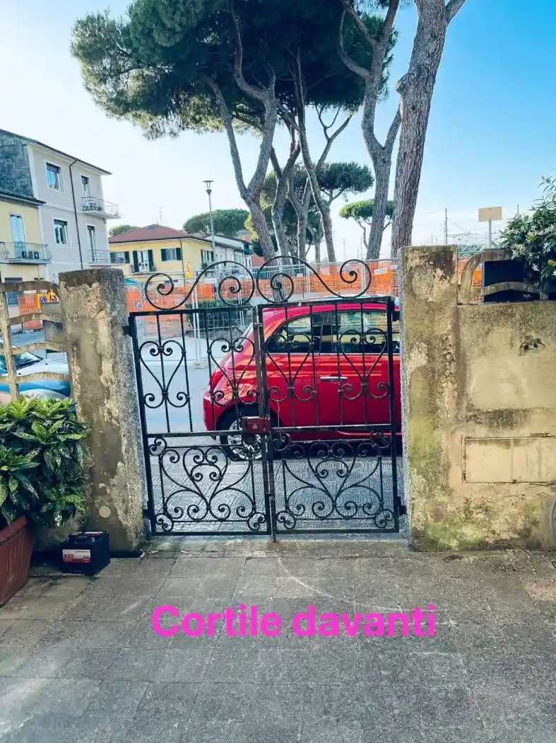 Appartamento in vendita a Viareggio