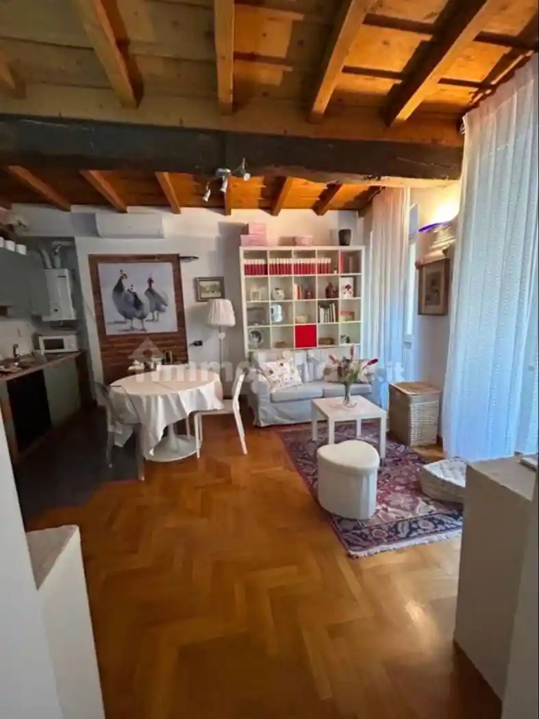 Appartamento in vendita a Pavia