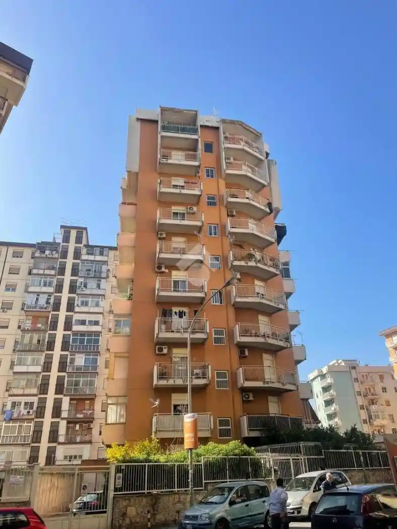 Appartamento in vendita a Palermo