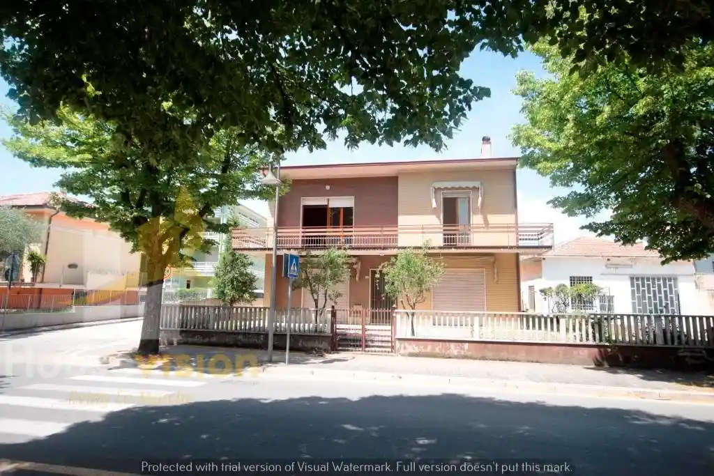 Villa in vendita a Trecastelli