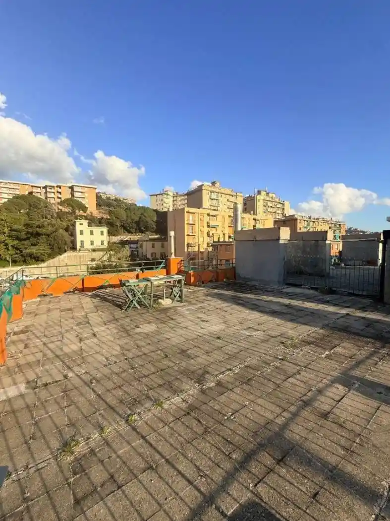Appartamento in vendita a Genova