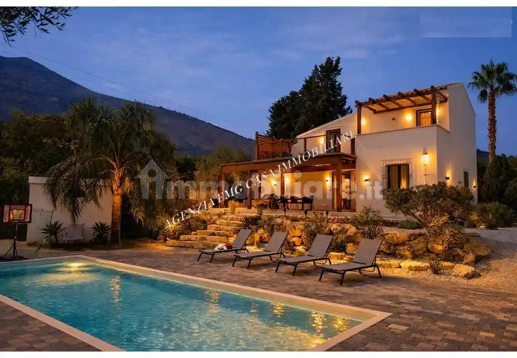 Villa in vendita a Castellammare del Golfo