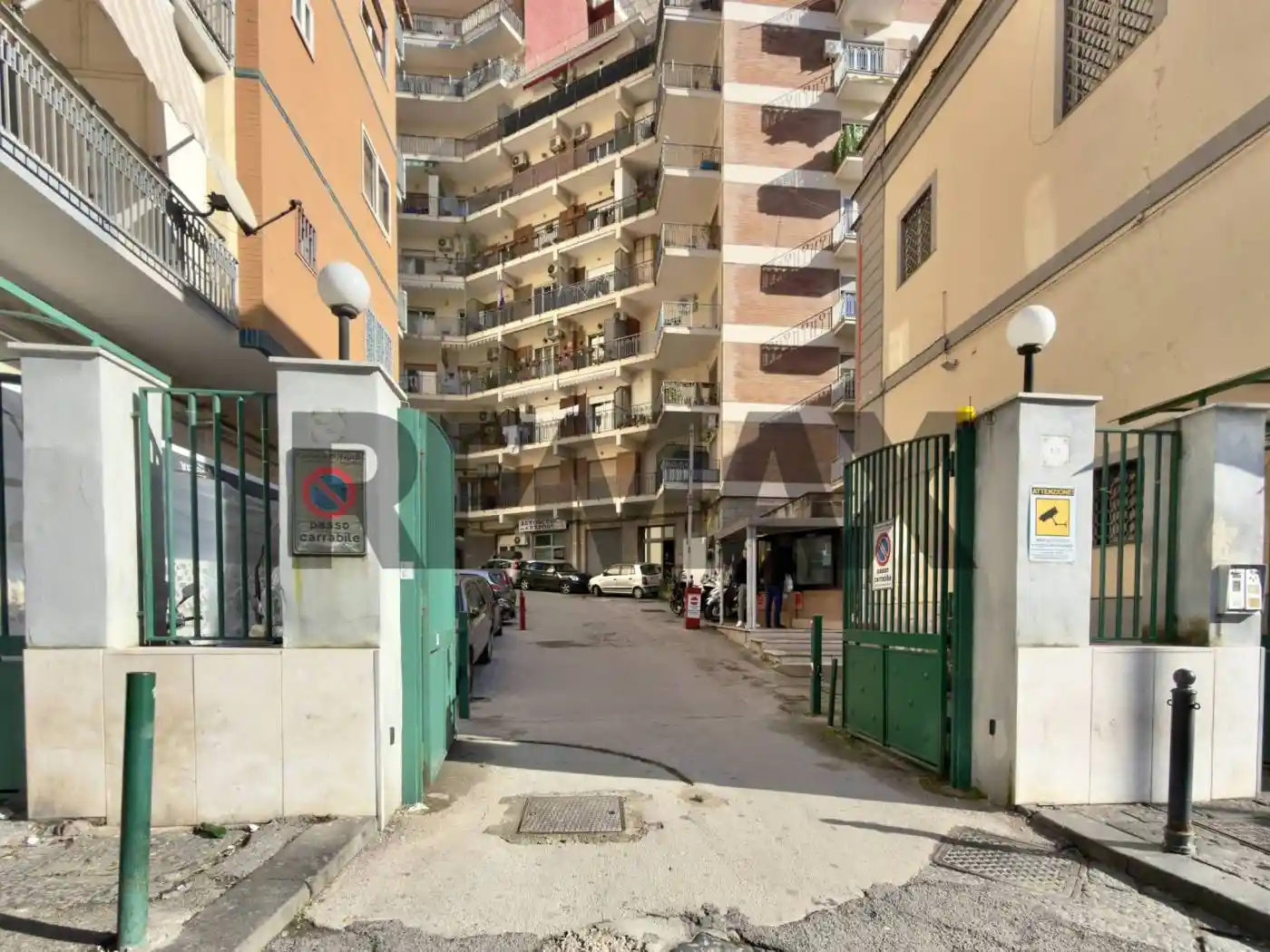 Appartamento in vendita a Napoli
