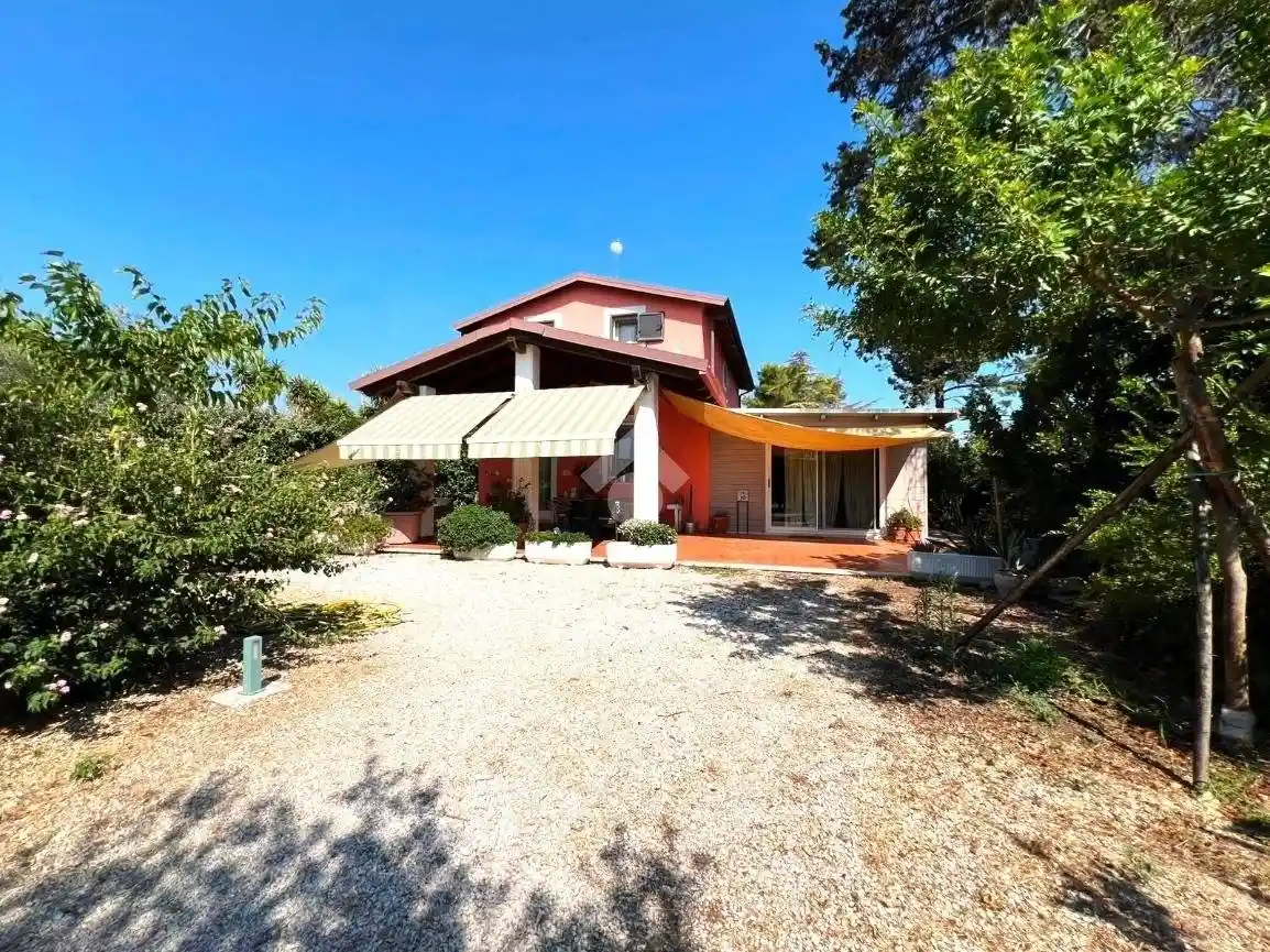 Villa in vendita a Mesagne