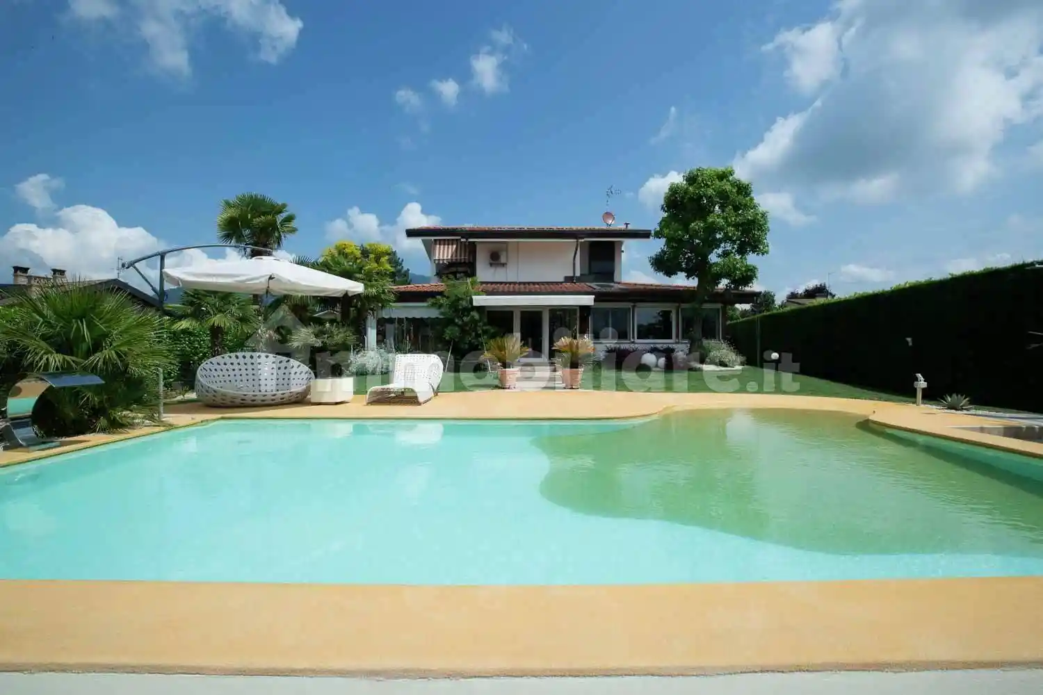 Villa in vendita a Molteno