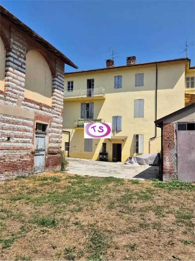 Palazzo - Edificio in vendita a Pontestura