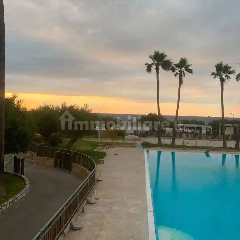 Villetta a schiera in vendita a Campofelice di Roccella