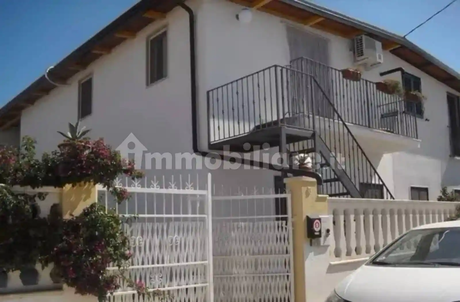 Casa indipendente in vendita a Cagnano Varano