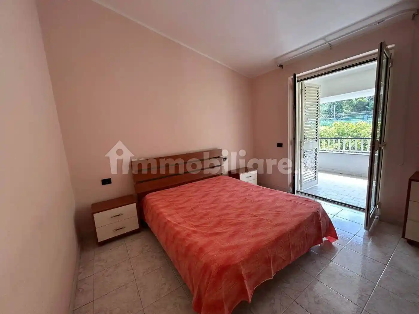 Appartamento in affitto a Rometta