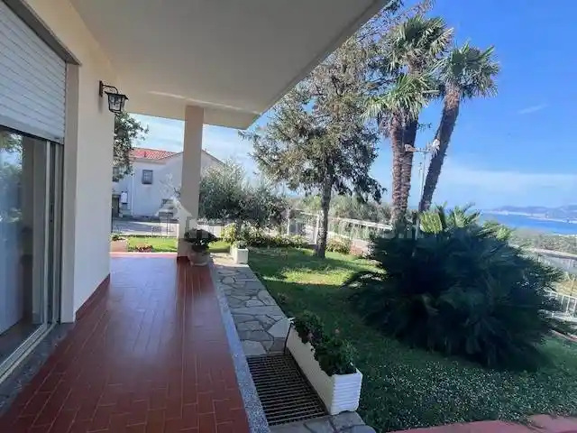 Villa in vendita a Bordighera
