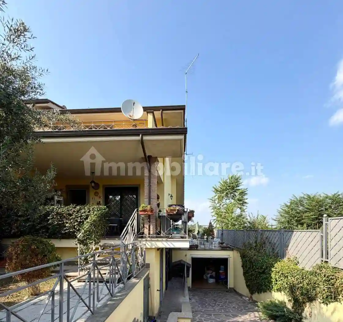 Villetta a schiera - foto 2