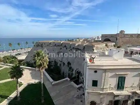 Appartamento in vendita a Mola di Bari