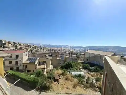 Appartamento in vendita a Aragona