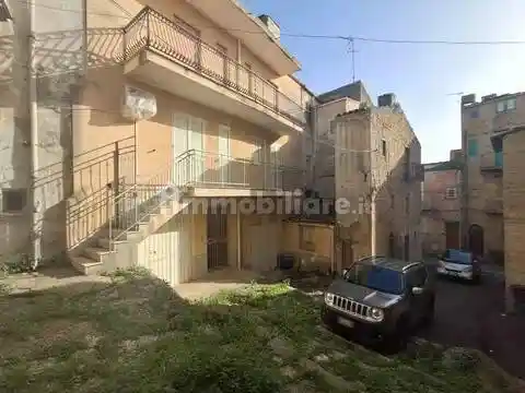 Appartamento in vendita a Aragona