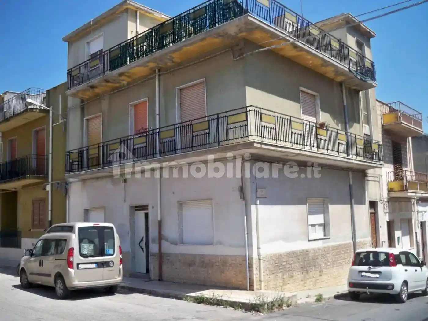 Palazzo - Edificio in vendita a Vittoria