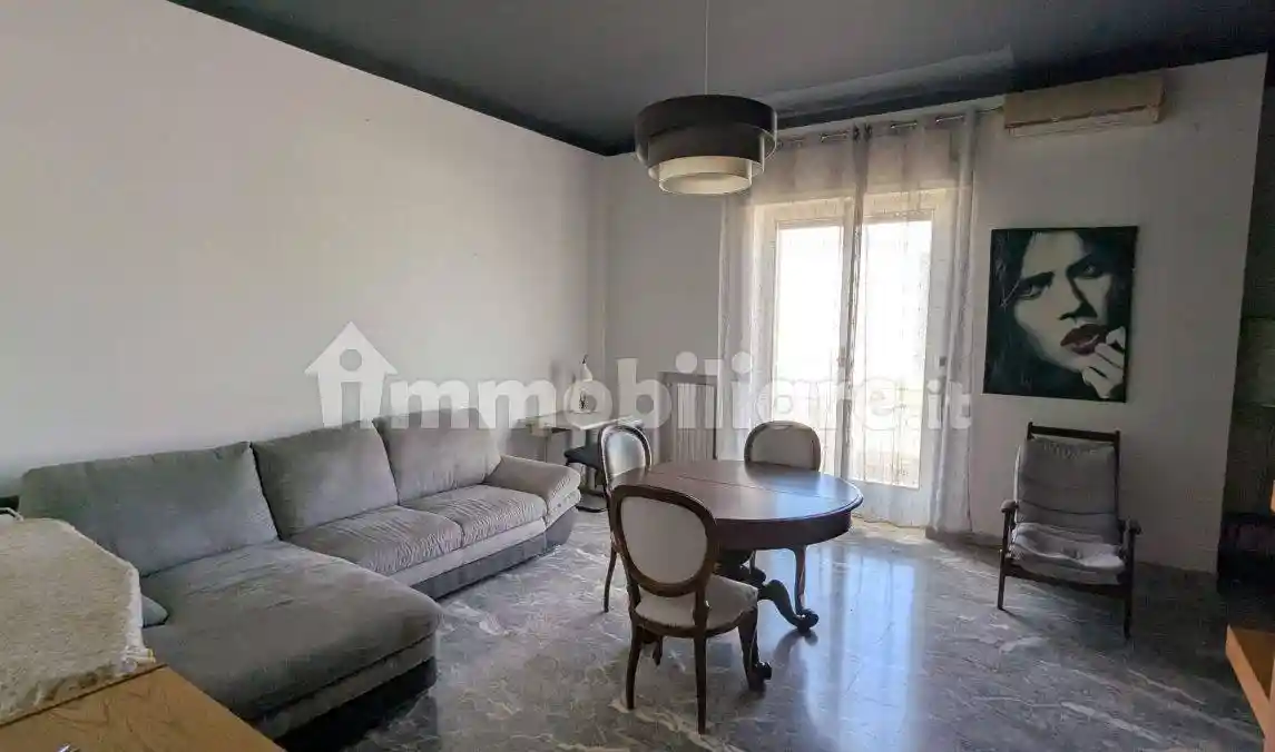 Appartamento in affitto a Brindisi