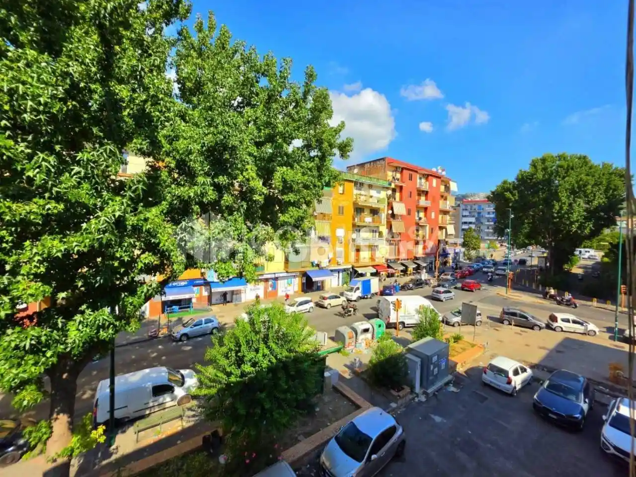 Appartamento in vendita a Napoli