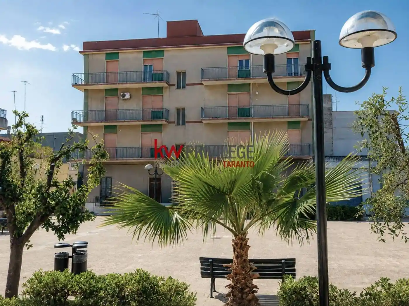 Palazzo - Edificio in vendita a Manduria