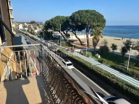 Appartamento in vendita a Albissola Marina