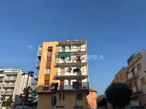 Appartamento in vendita a Albisola Superiore