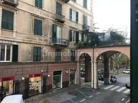 Appartamento in vendita a Savona