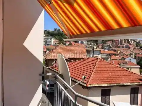 Appartamento in vendita a Savona