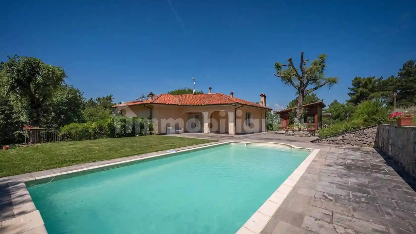 Villa - foto 2