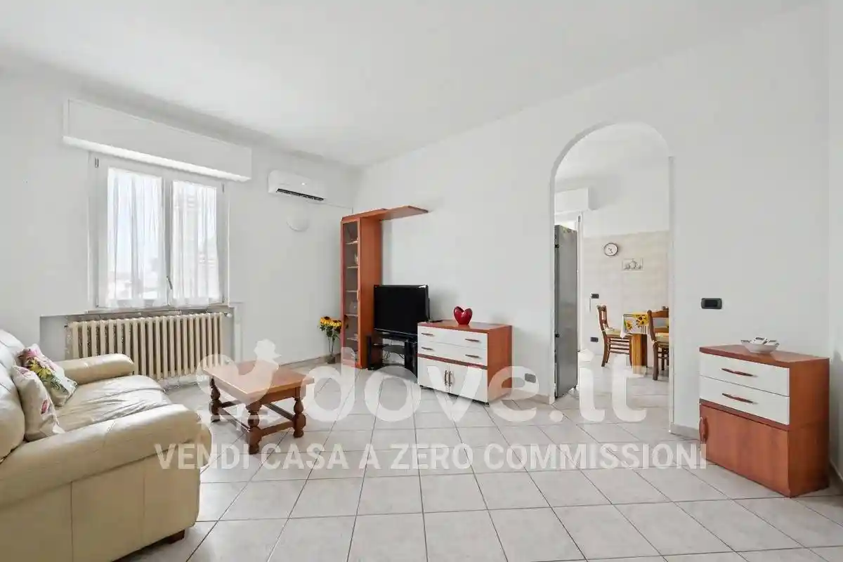Appartamento in vendita a Montignoso