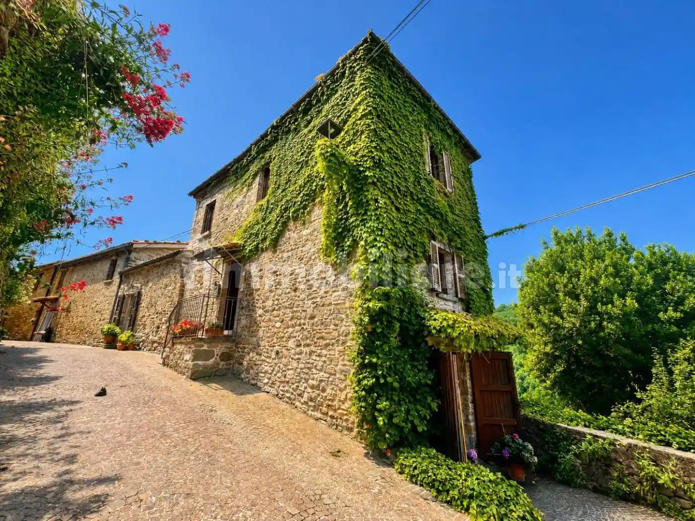Casa indipendente in vendita a Piandimeleto