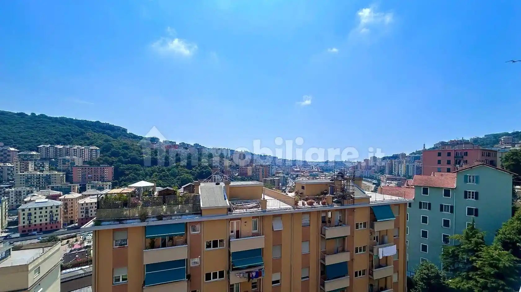 Appartamento in vendita a Genova