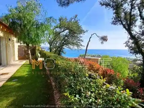 Villa in vendita a Borghetto Santo Spirito