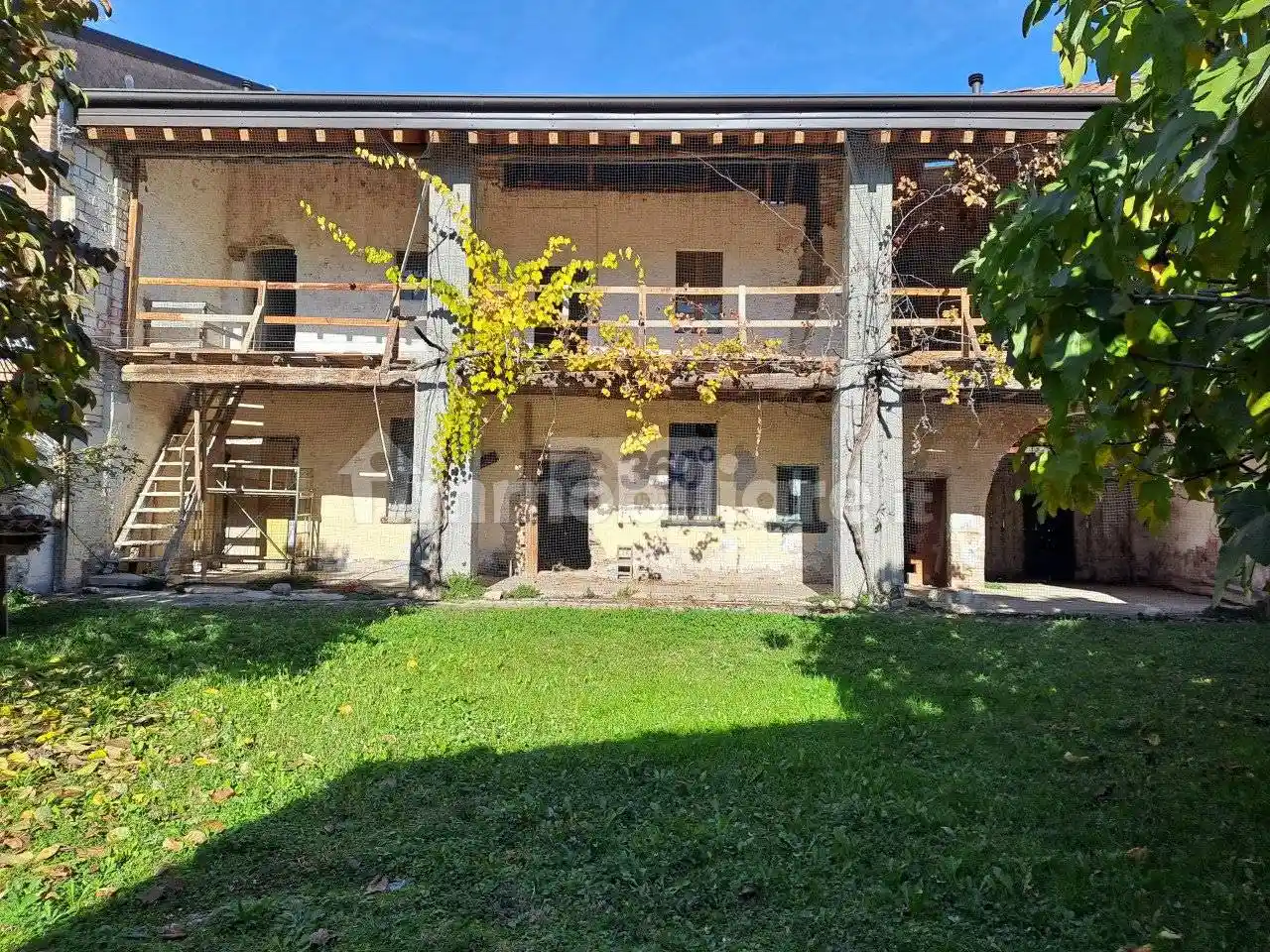 Rustico - Casale in vendita a Passirano