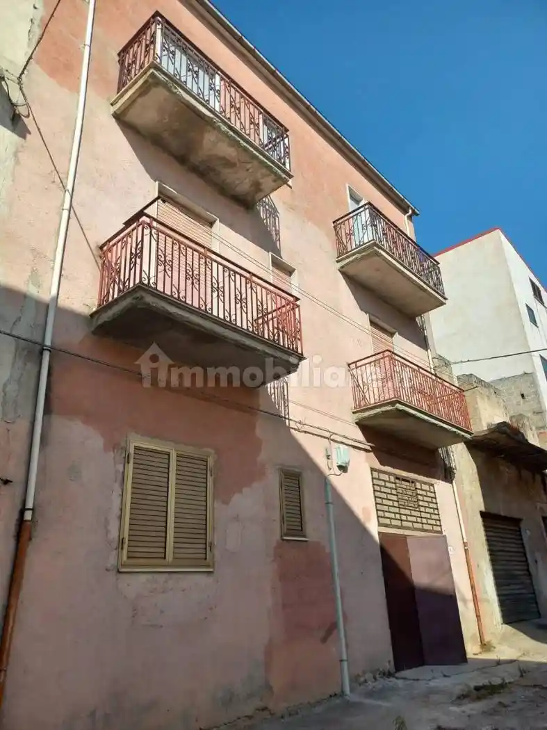 Palazzo - Edificio in vendita a Terranova da Sibari