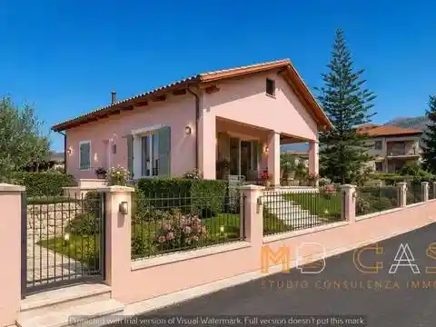 Villa in vendita a Albenga