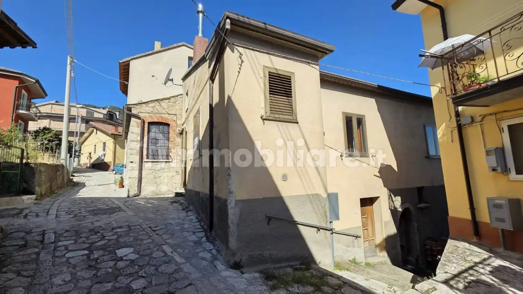 Casa indipendente in vendita a Castelvetere sul Calore