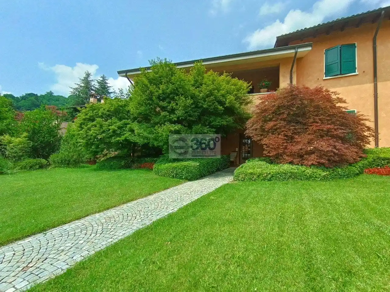 Villa in vendita a Gussago