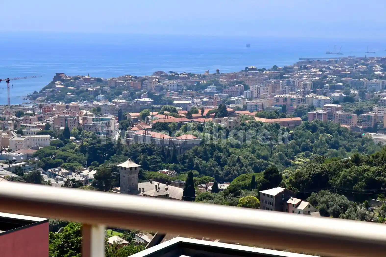 Appartamento in vendita a Genova
