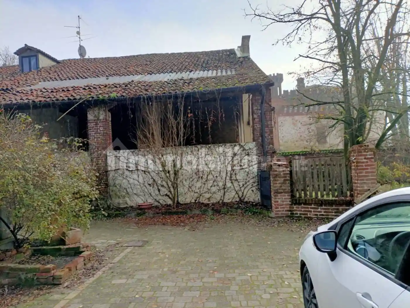 Rustico - Casale in vendita a Bereguardo