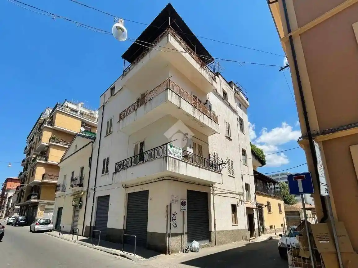 Appartamento in vendita a Cosenza
